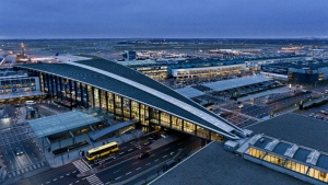 Top 7 Airports In The World!