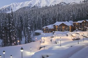 8 Experiences That Make Winter In Kashmir Irresistible